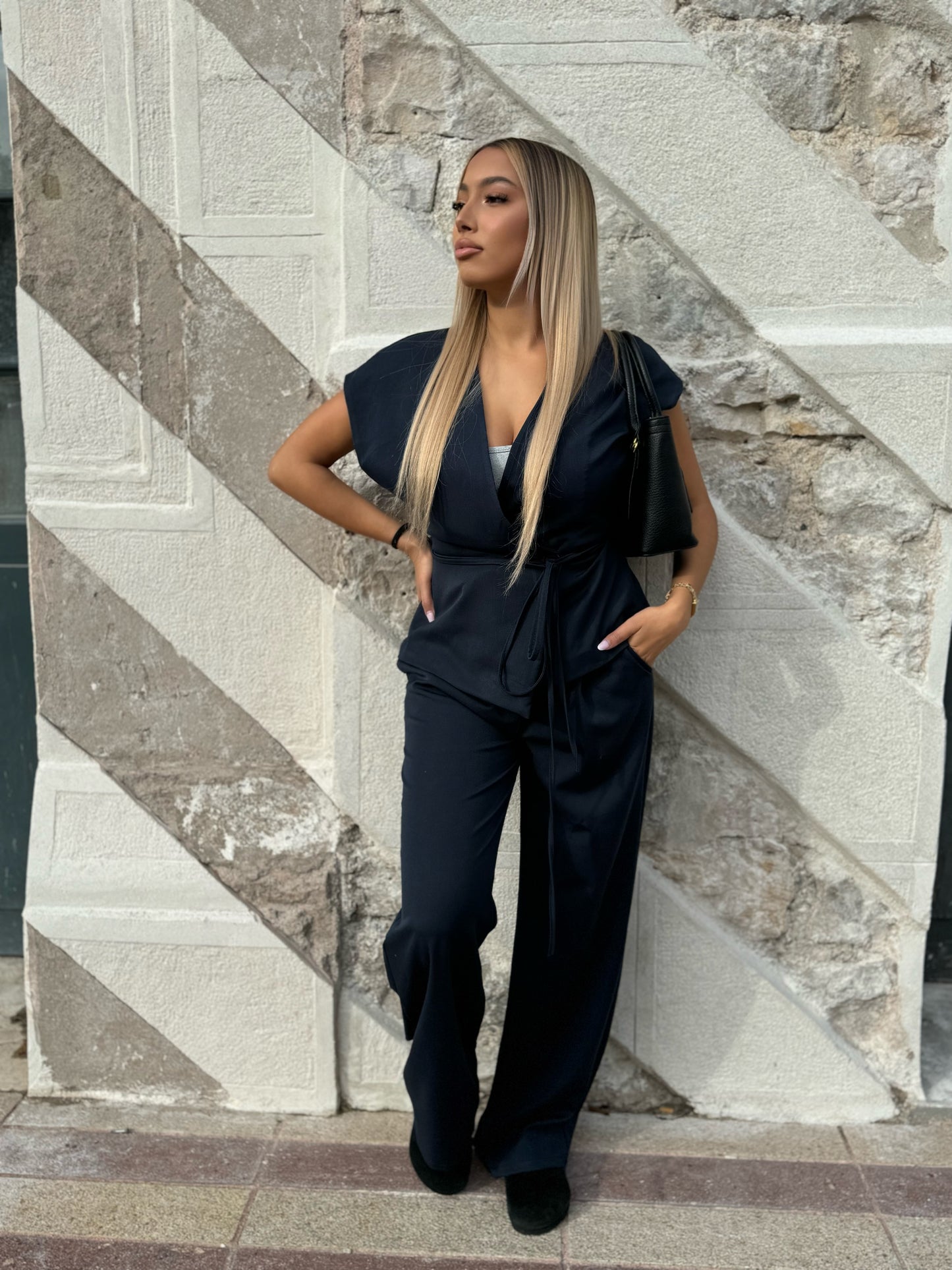 Ensemble asymétrique bleu