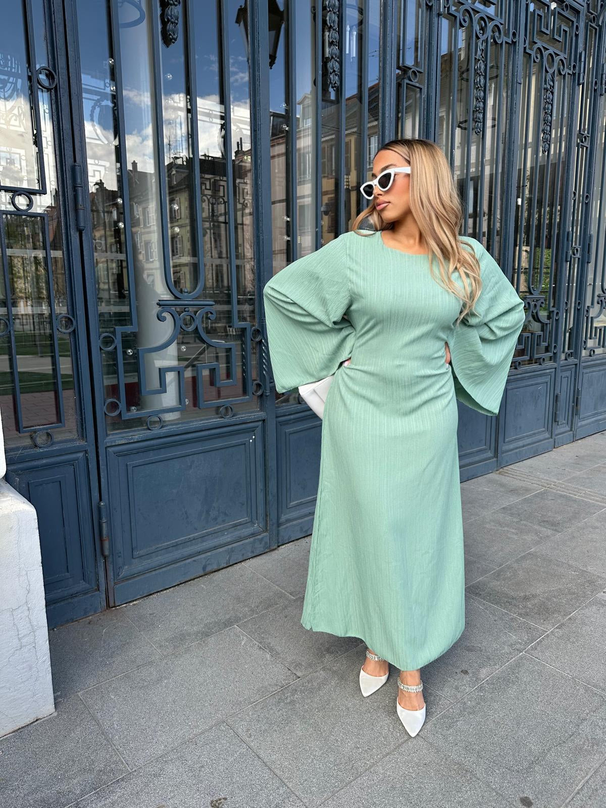 Robe longue cintrée verte