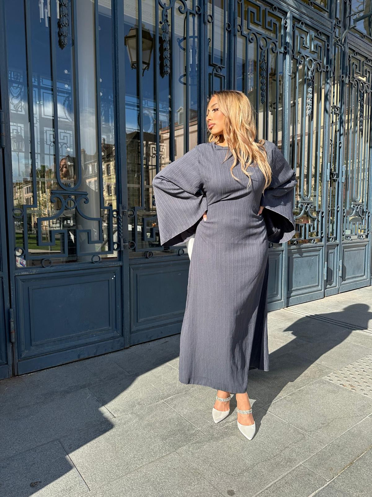 Robe longue cintrée grise