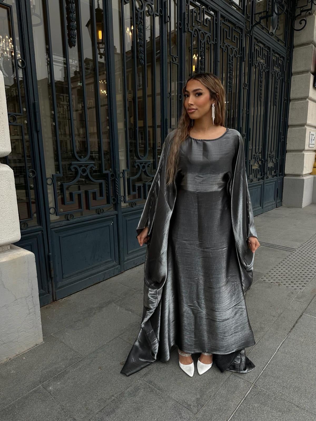 Abaya argenté serrée
