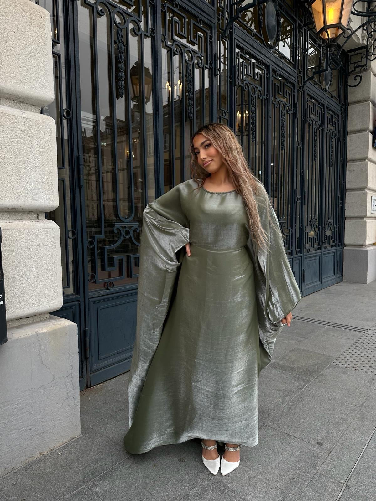 Abaya verte serrée