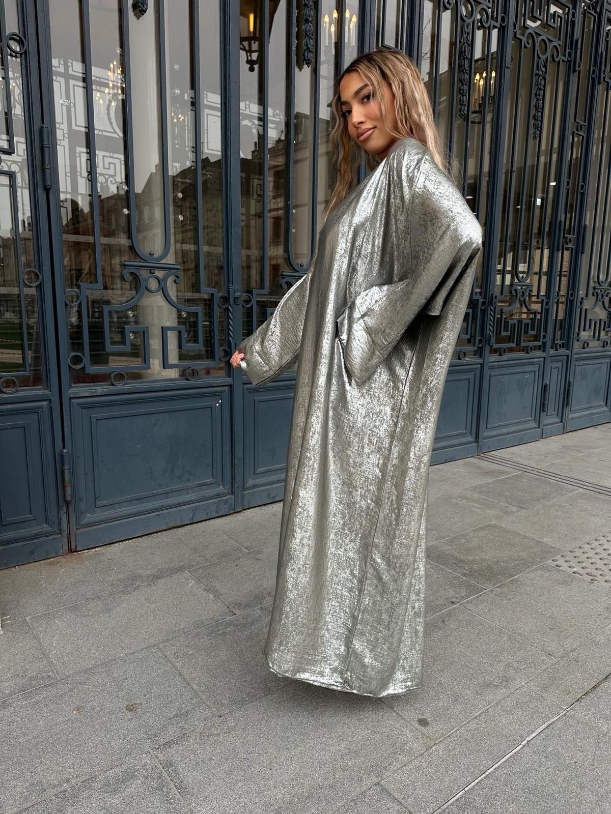 Abaya brillante ample kaki.